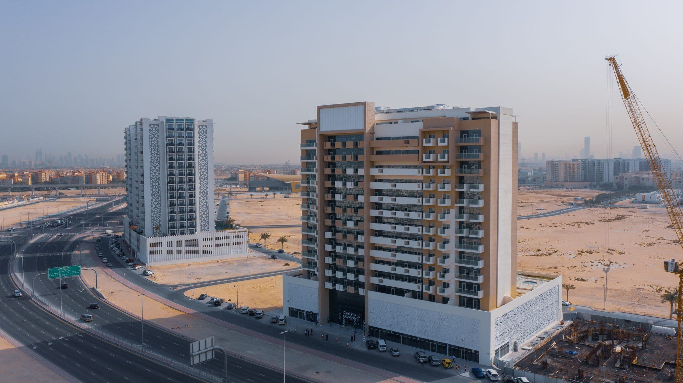 Shaista — Exterior 1