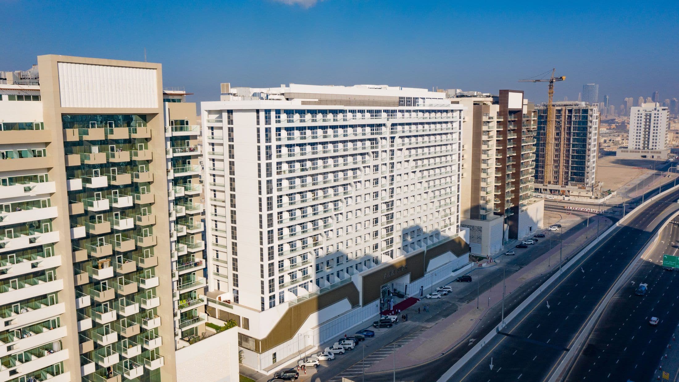 Star — Exterior 1