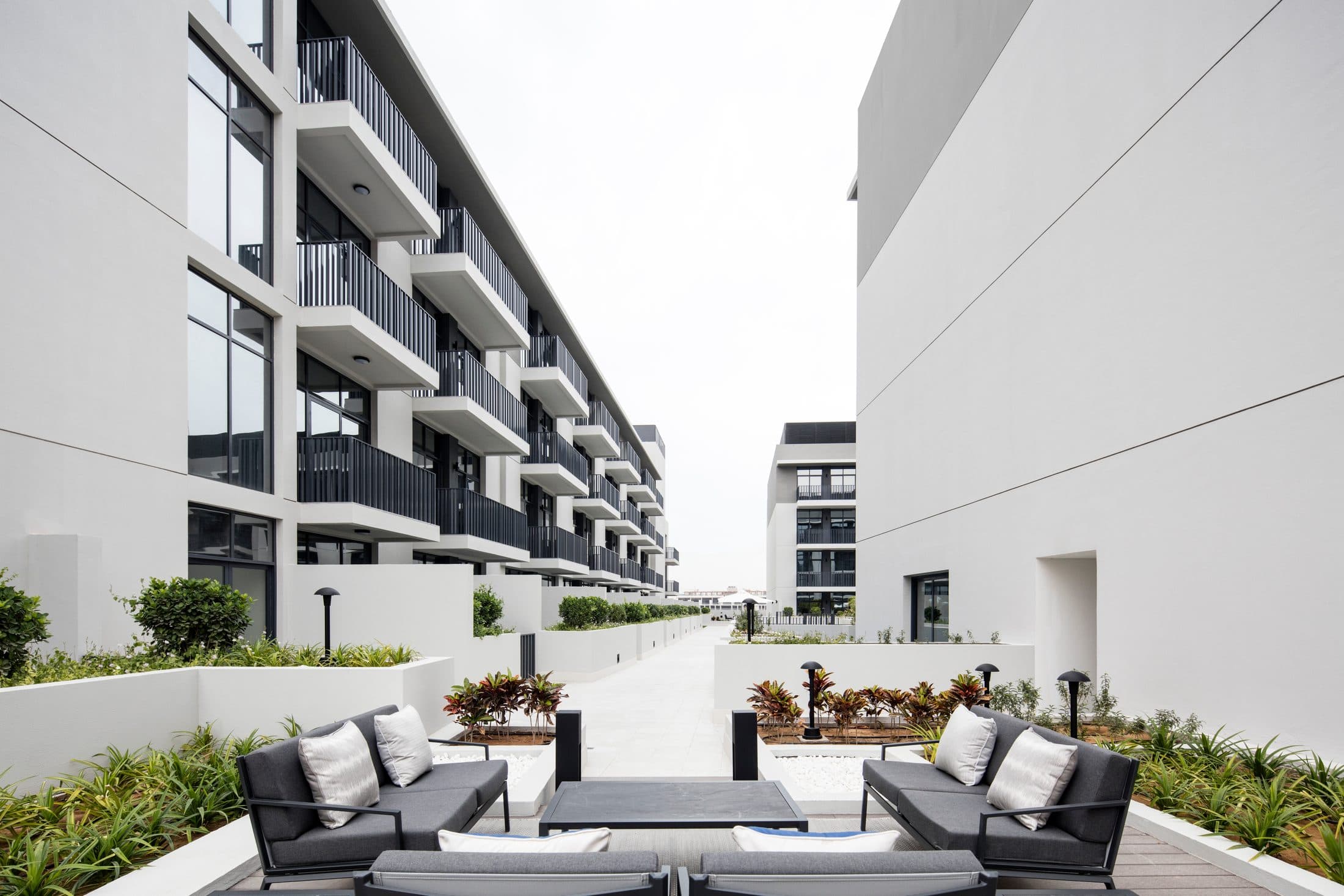 Belgravia 2 — Lawn area